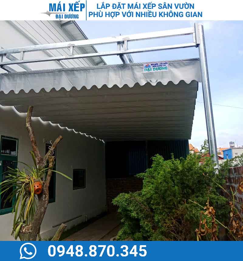 Lắp mái che sân vườn cho không gian thêm sang trọng
